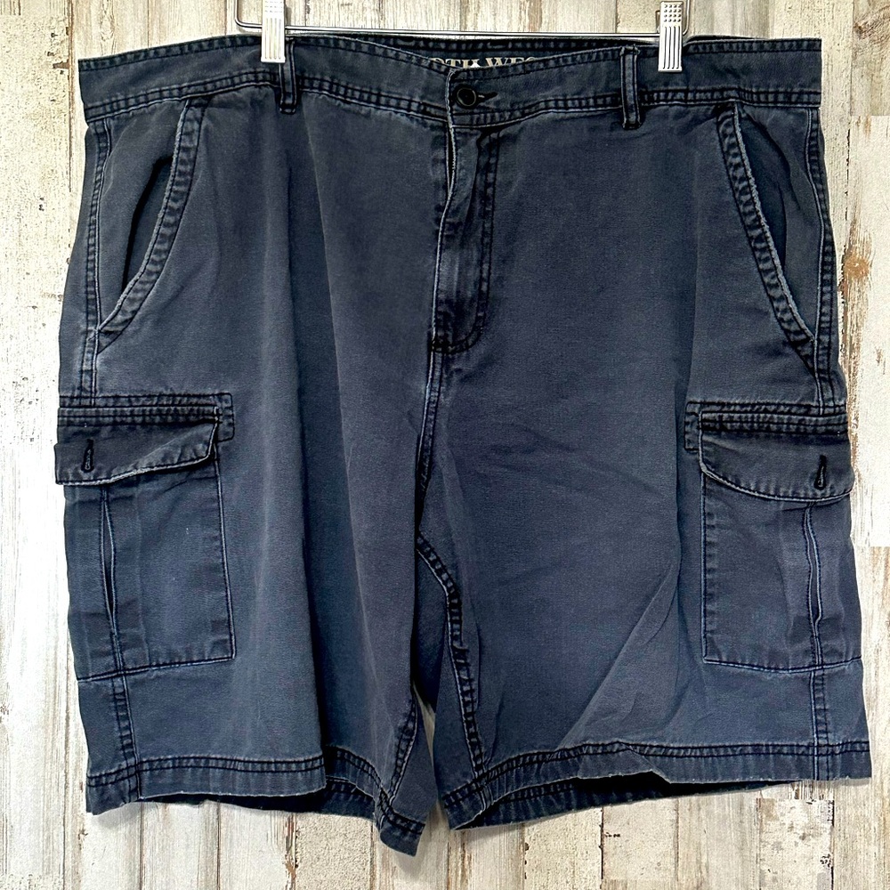 Northwest Territory Cargo shorts 44